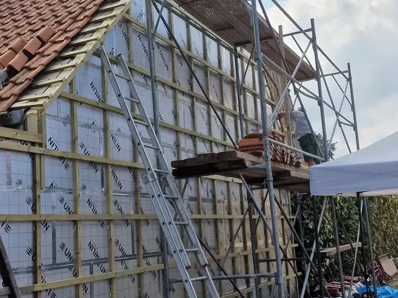dakwerken-gevelbekleding-schrijnwerker-Oostkamp-Brugge