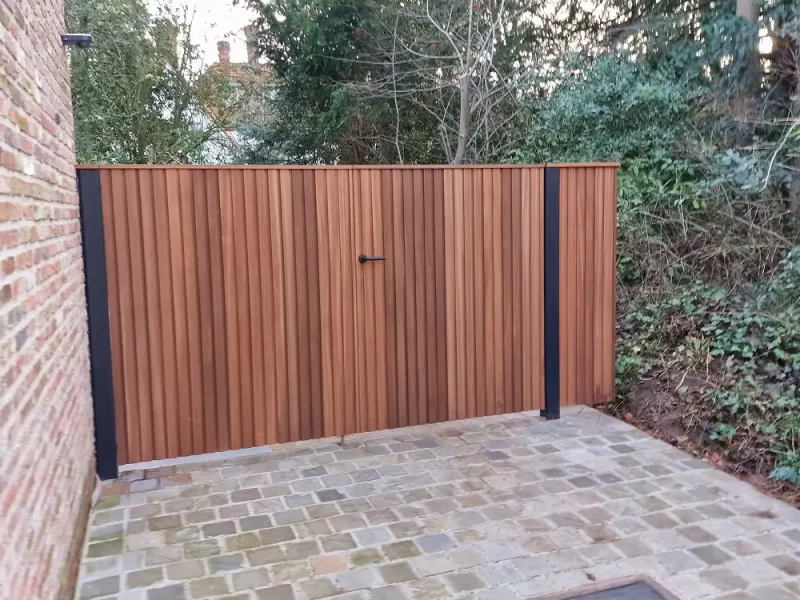 schrijnwerker-Oostkamp-houten-poort